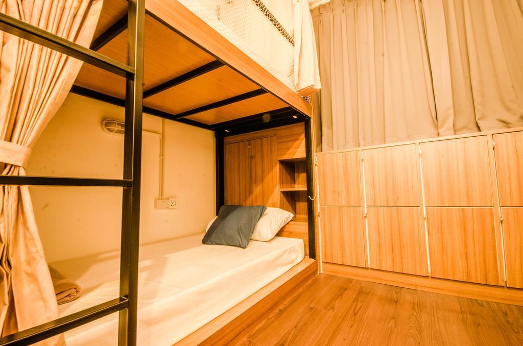 Pier 49 Hostel Bangkok Zewnętrze zdjęcie