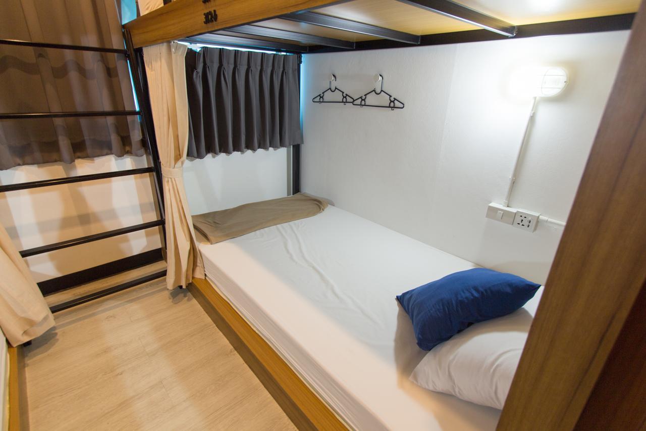 Pier 49 Hostel Bangkok Zewnętrze zdjęcie
